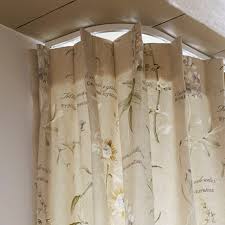 Maybe you would like to learn more about one of these? Gardine Mit Einzelner Oder Doppelter Falte
