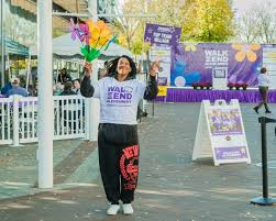 Queens Alzheimer's Walk raises $80,000, honoring families and advancing  research