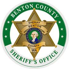 According to the latest jail census: Benton County Wa Sheriff S Office Sheriff Jerry Hatcher Home Facebook