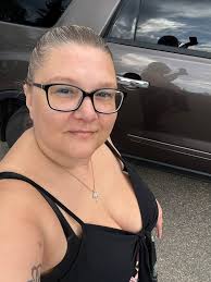 Bonnie bonbons dating profile picture 🤣