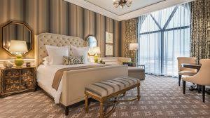 Great affordable accommodation it was clean your typical 3 star accommodation easy check in check out process us15.00 taxi from airport also easy uber pick up and drop off every thing at your finger tips. Luxury Hotels In Las Vegas On The Strip Stay In A Luxury Vegas Suite