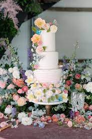 Every Inch Of This Texas Wedding Is Filled With Fantastic Flowers In 2020 Summer Wedding Cakes Wedding Cake Dessert Table Wedding