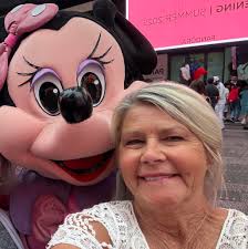 Suki Waterhouse is opening up about her split with Bradley Cooper back in  the day...