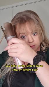 Perfect curls in TEN MINUTES. This is wild! I am so excited to share with  you the Dreamwave Ultra by @Wylera Hair 😍 This little gem is portable,  wireless and creates salon worthy curls in just 10 ...