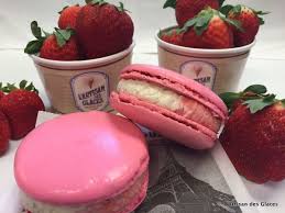News Strawberries And Cream Macaron Ice Cream Sandwich Debuts In Epcot S France The Disney Food Blog Macaron Ice Cream Sandwich Disney Food Disney Food Blog
