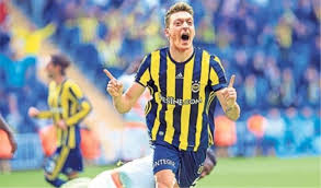 Hatayspor maçı hazırlıklarını bu sabah saatlerinde yaptığı antrenmanla tamamladı. Mesut Ozil Fenerbahce De Mi 6 Aylik Kiralandi Iddiasi