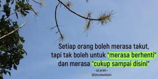 Saat mengalami suatu cobaan atau masalah yang sangat berat sehingga membuat hati menjadi tidak tenang, gelisah, dan lain sebagainya, maka cobalah untuk tetap. 70 Kumpulan Kata Kata Menenangkan Hati Yang Sedih Pergibaca