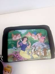 The company is incorporated in bermuda and its headquarters. Buy Princess Snow White Money Coin Bag Id Credit Card Wristlet Purse Pouch Online In Taiwan 324179404967