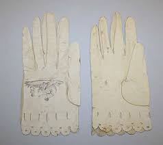 Gloves Spanish The Metropolitan Museum Of Art Metropolitan Museum Of Art Met Museum Metropolitan Museum