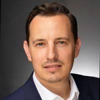 Dennis Maier's Instagram, Twitter & Facebook