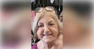 Janet Brannan's Instagram, Twitter & Facebook