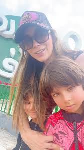 El resumen de mi vida y de mi cielo en la tierra . No podría estar más  agradecida . Verlos cada mañana y mirar cómo van creciendo hace que ruede  la lagrima del amor por mis mejillas. , ., ., #family ...