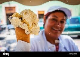 Wil Nieves's Instagram, Twitter & Facebook