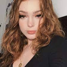 Ava Pettit's Instagram, Twitter & Facebook