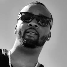 Valencia Bellinger and Derrick Roseman's Wedding Website