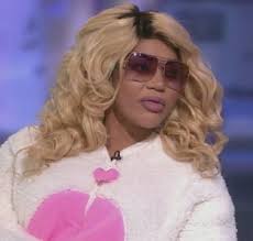 Dencia is a cameroonian singer and entrepreneur. Dencia Fiercely Defends Whitenicious On Uk S Channel 4 News Gets Into A Twitter Fight With The Show S Second Guest Bellanaija