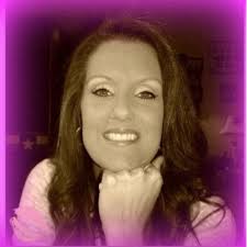 Lacie RIvera (@LacieLou)