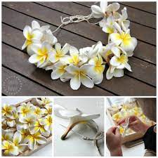 How To Make A Frangipani Lei Danya Banya Flower Lei Diy Flower Lei Flower Making