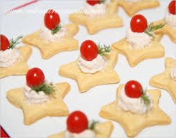 En voila une jolie recette amuse bouche, des roses frites aux feuilles de bricks ou aux won ton wraps chinois farcis d'une crème aux artichauts, vraiment un délice croquant et fondant en bouche. Recettes D Amuses Bouche Et Aperitif Pour Les Fetes