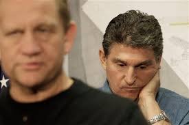 Crews begin removing bodies from US coal mine