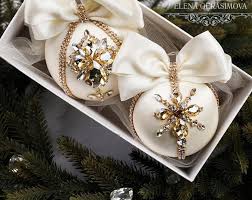 Christmas Velvet Rhinestones Ornaments Baroque Handmade Balls Etsy In 2020 Rhinestone Ornaments Christmas Ornaments Elegant Christmas