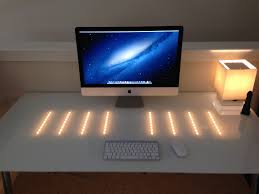 Pin By Daniel Driskill On Office Space Imac Desk Setup Imac Desk Imac Setup