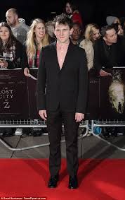 The series had a massive impact on the british actor's career and, looking back, he's filled with nothing but gratitude. Harry Melling Looks Worlds Away From Harry Potter Role Daily Mail Online