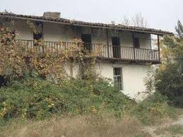 Ti trovi a pagina 14 di 26. Abitazione Di Tipo Civile Pinerolo 30 000 80 000 Euro Enti E Tribunali