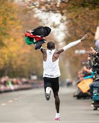 A saturday for eliud kipchoge involves a fartlek (or to them speed) workout in the morning, and either the afternoon off, or there are 7 different fartlek workouts eliud kipchoge uses in his training. The First Man In History To Run A Marathon Under 2hours Eliud Kipchoge 1 5940 Running Running Inspiration Marathon Running