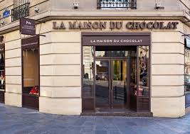 Francois 1er Paris Outdoor Decor Outdoor