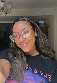 Lyndell Robinson's Instagram, Twitter & Facebook