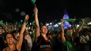 Siempre existió, pero el debate (de la ley) permitió que salga a la luz esta realidad clandestina y que castiga a las mujeres, dijo la activista en entrevista con. O 1abwnwbbofxm