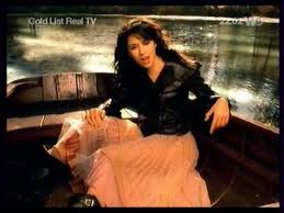 Voir plus d'idées sur le thème nolwenn leroy, leroy, chanteur. Nolwenn Leroy Suivre Une Etoile Music Video Song Lyrics And Karaoke