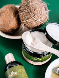 Olive oil or coconut oil, which one is the best oil for your hair? The Benefits Of Olive Oil For Hair How To Use Olive Oil For Hair Growth Olive Oil Hair Hair Growth Oil Benefits Of Olive Oil For Hair