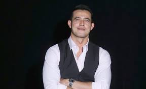 Rasulullah menggambarkan seandainya seorang suami memerintahkan suatu pekerjaan berupa memindahkan. Zul Ariffin Bakal Isteri Mahu Bercinta Selepas Nikah