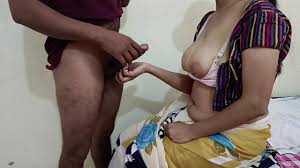 Sauteli Maa ne Bete se Chudwaya Hindi audio ke sath HD sex - XNXX.COM