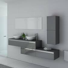 Mais avec cette option de design pour une salle de bain, il est très important de maintenir une balance des blancs: Meuble Double Vasque Ref Dolce Vita Gt