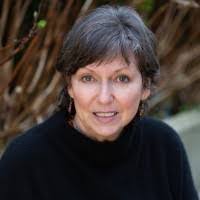 Colleen Dolan's Instagram, Twitter & Facebook