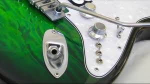 This style is frequently found in fender instruments. Warmoth Hsh Strat Erik Z Music