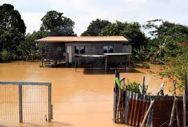 Warga mengaku banjir awal tahun 2020 di kawasan kemang, jakarta selatan, lebih parah ketimbang banjir sebelumnya. 57 Kampung Terjejas 55 Dipindahkan Akibat Banjir Di Beaufort Tenom Astro Awani