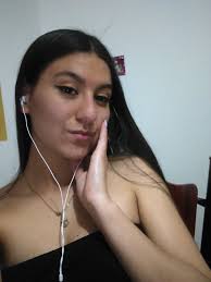 Daniela Arevalo (Daniela27095439@)