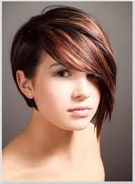 Short hair styles for girls. 105 Perfect Short Hairstyles For Girls That Are Trending In 2021