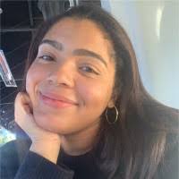 Leah Anthony's Instagram, Twitter & Facebook