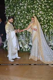 Pics Of Deepika Padukone Ranveer Singh From Mumbai Reception Couple Goals Truly Bridal Outfits Indian Wedding Bride Indian Bridal Dress