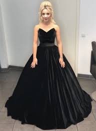 Black Velvet Wedding Dress Google Search Dresses Weding Dress Strapless Dress Formal