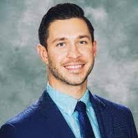 Stephen Kratzer's Instagram, Twitter & Facebook