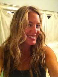 ABOUT « Holly Walker Artist