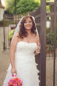Before you schedule a bridal appointment or order your dress, it's important to know that wedding dress size charts will vary based on country and designer, and even by silhouette. Size 14 16 Bridal Size 12ish Street Size Brides Post Pics In Your Dress