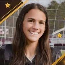 Emily Kenna's Instagram, Twitter & Facebook