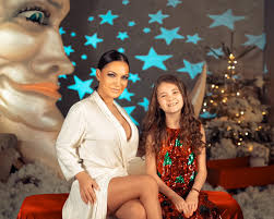 Andreea antonescu (@andreeaantonescuoficial) on tiktok | 248.6k likes. Andreea Antonescu AdevÄƒrul Despre RelaÈ›ia Cu Fiica Ei Feminis Ro Inspiratie Zi De Zi